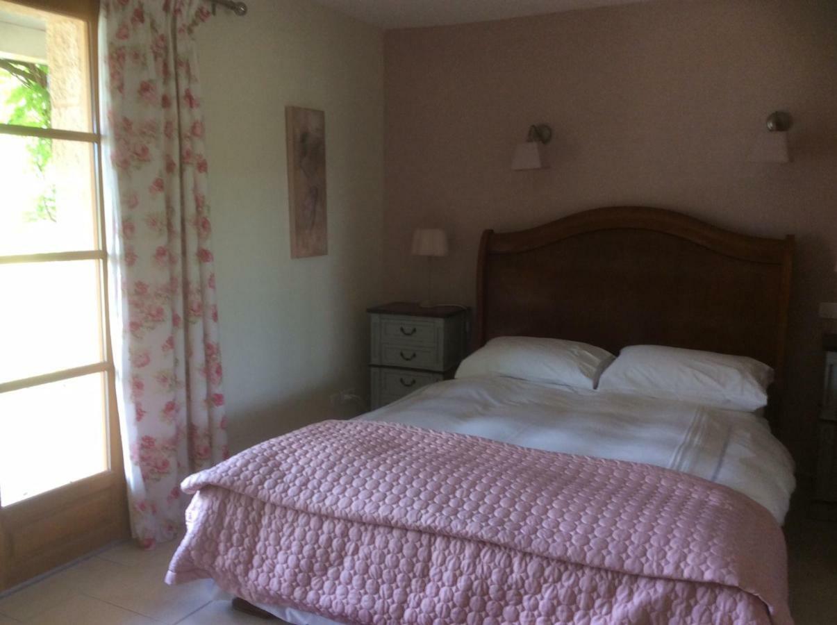 Bed and Breakfast Les Jonquilles Domme Esterno foto